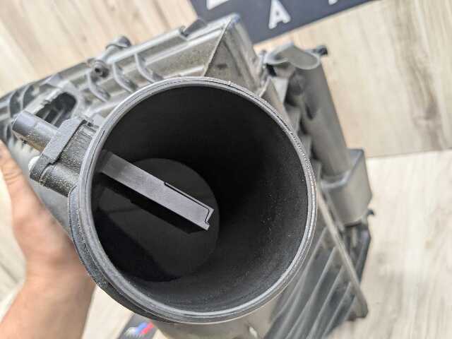 OEM BMW F39 F44 F48 X1 X2 228 Engine B46 Air Cleaner Filter Intake Resonator Box