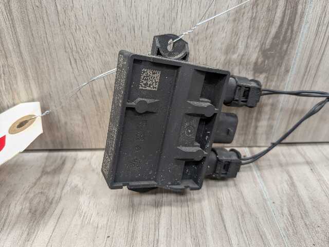 OEM BMW F44 G30 G12 F90 M5 F48 G01 X3 Control Unit Smart Opener Module w/ Sensor