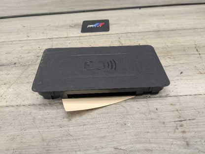 OEM BMW G20 G22 G23 G26 G80 M3 Center Console Storage Phone Car Wireless Charger