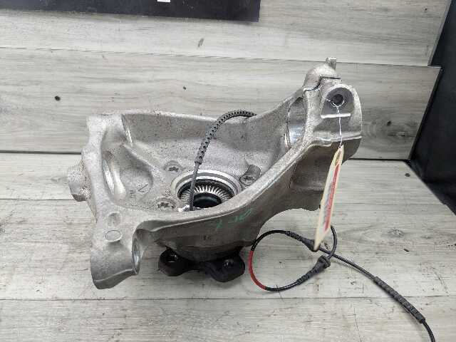 OEM BMW G20 G22 G23 330 M340 FRONT Left Driver Hub Spindle Knuckle Bearing AWD