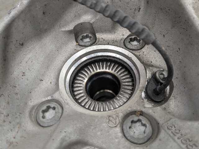 OEM BMW G20 G22 G23 330 M340 FRONT Left Driver Hub Spindle Knuckle Bearing AWD