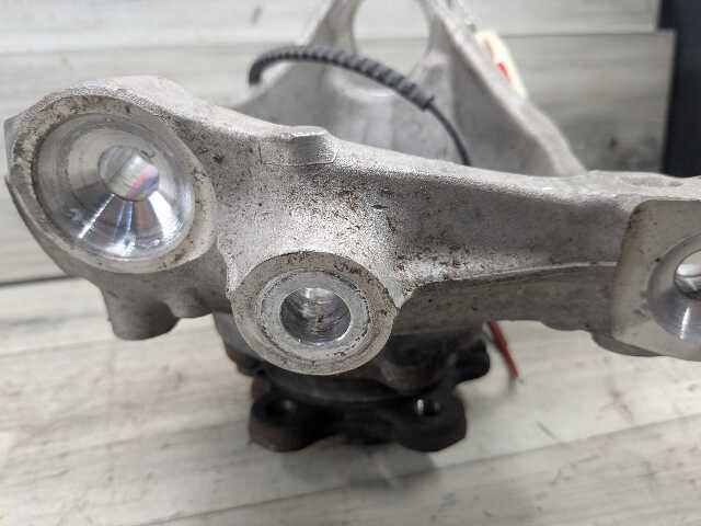 OEM BMW G20 G22 G23 330 M340 FRONT Left Driver Hub Spindle Knuckle Bearing AWD