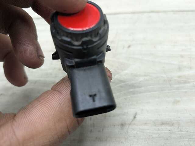 OEM BMW G20 G22 G23 G26* G42 G80 G82 Parking Distance Sonic PDC Sensor RED