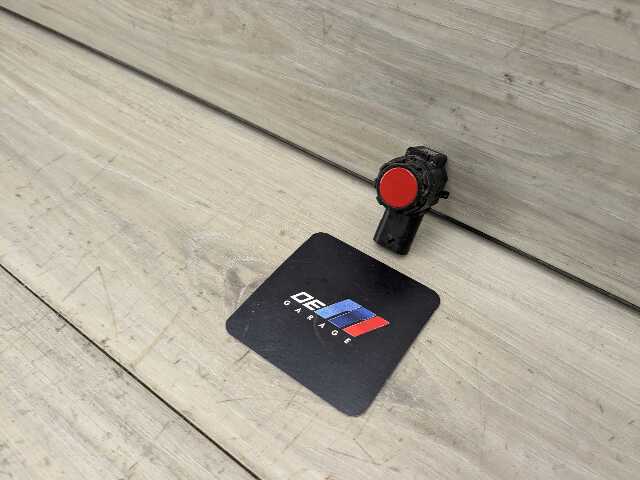 OEM BMW G20 G22 G23 G26* G42 G80 G82 Parking Distance Sonic PDC Sensor RED