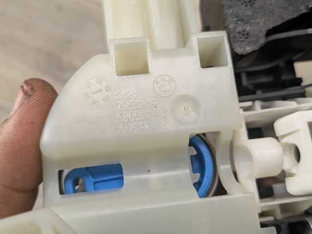 OEM BMW G22 G23 G82 G83 LEFT DRIVER Side Door Handle Bracket Lock Latch Actuator