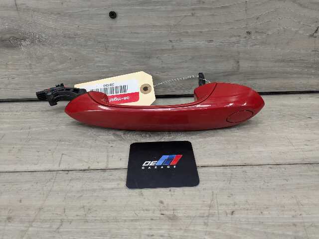 OEM BMW G22 G23 G82 G83 M4 COMFORT ACCESS Front Left Driver Door Handle RED