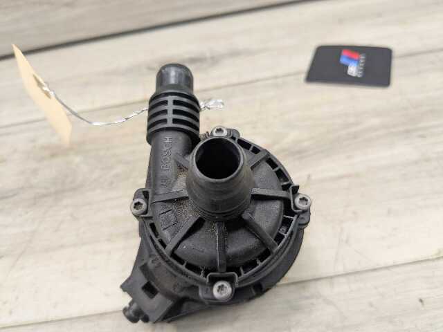 OEM BMW F30 F36 G80 G82 G83 M3 M4 Engine B58 S58 Auxiliary Coolant Water Pump