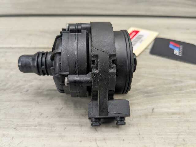 OEM BMW F30 F36 G80 G82 G83 M3 M4 Engine B58 S58 Auxiliary Coolant Water Pump
