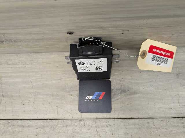 OEM BMW F90 G12 G20 G22 G23 G42 G80 G82 G83 M3 M5 Fuel Pump Control Module Unit