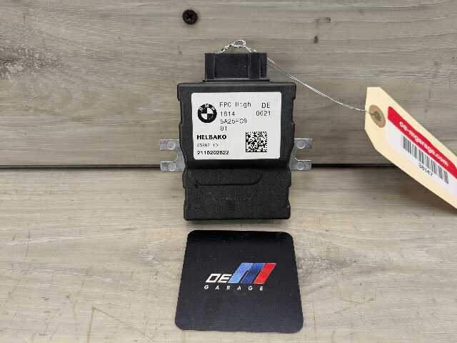 OEM BMW F90 G12 G20 G22 G23 G42 G80 G82 G83 M3 M5 Fuel Pump Control Module Unit