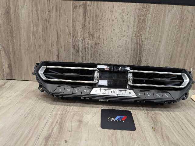 OEM BMW G01 G20 G22 G23 G26 G80 G82 AC Vent Heater Climate Control Switch Panel