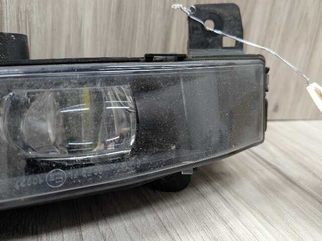16-19 OEM BMW G11 G12 740 750 M760 B7 Front Right Passenger LED Fog Light Lamp