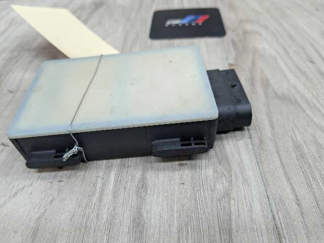 16-20 OEM BMW G11 G12 G30 Blind Spot Lane Change Warning Radar Sensor Module