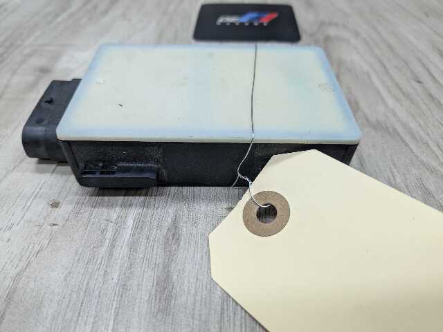 16-20 OEM BMW G11 G12 G30 Blind Spot Lane Change Warning Radar Sensor Module