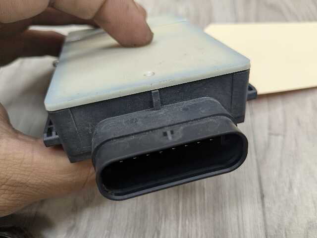 16-20 OEM BMW G11 G12 G30 Blind Spot Lane Change Warning Radar Sensor Module