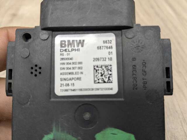 16-20 OEM BMW G11 G12 G30 Blind Spot Lane Change Warning Radar Sensor Module