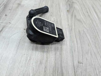 OEM BMW F30 F80 F90 G30 G20 M3 M4 M5 Rear Right Suspension Height Level Sensor