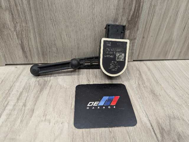 OEM BMW F30 F80 F90 G30 G20 M3 M4 M5 Rear Right Suspension Height Level Sensor