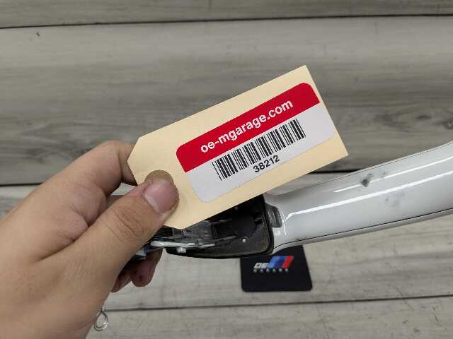 OEM BMW F15 F16 F85 X5 X6 Front Rear Right Passenger Door Handle COMFORT White