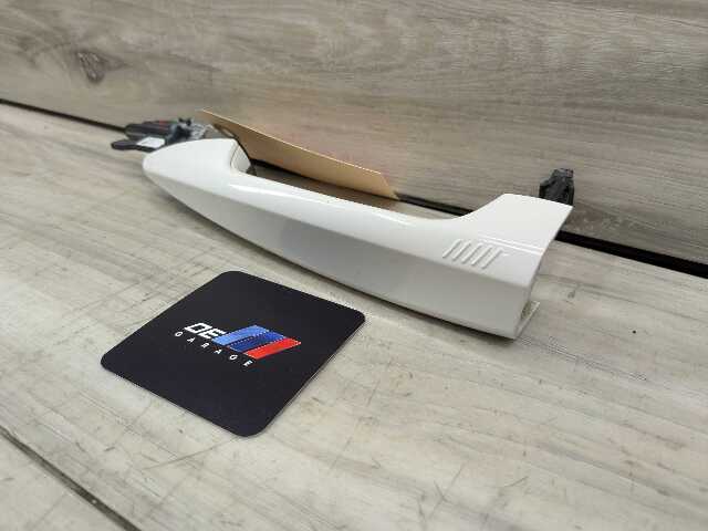 *OEM BMW F15 F16 F85 F86 X5 X6 Front Rear Left Driver Door Handle COMFORT White