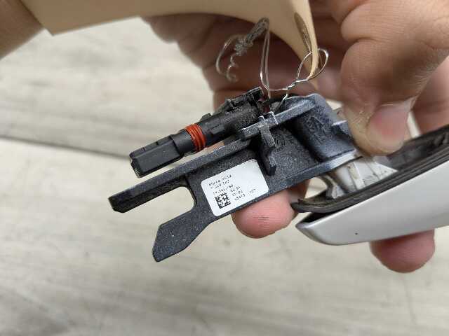 *OEM BMW F15 F16 F85 F86 X5 X6 Front Rear Left Driver Door Handle COMFORT White