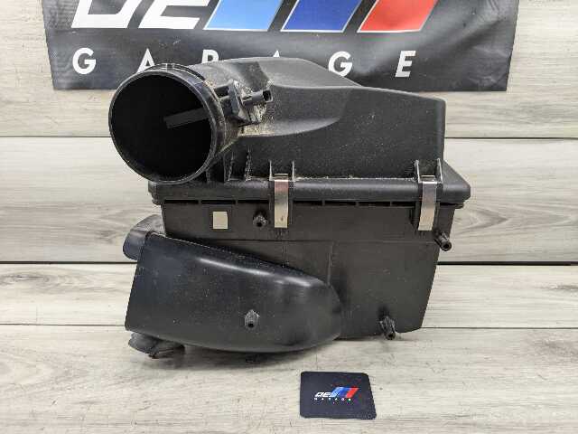 OEM BMW G20 G22 G23 G26 G42 330 430 Engine B46 Air Box Filter Cleaner Housing