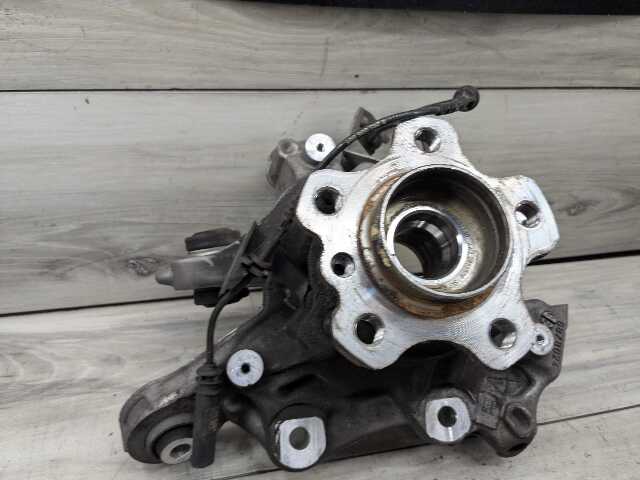 19-25 OEM BMW G20 330 M340 REAR Right Passenger Side Knuckle Hub Spindle Bearing
