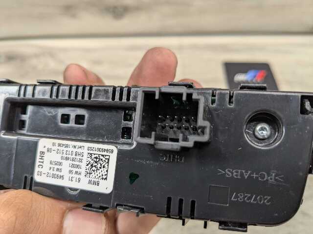 OEM BMW G20 G22 G23 G26 G80 G82 G83 Rear AC Air Climate Control Switch Module