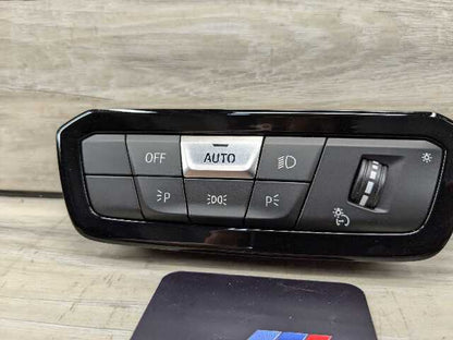OEM BMW G20 G22 G23 G26 G42 G80 G82 G83 Headlight Control Switch Light Module