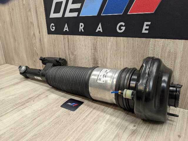 16-22 OEM BMW G11 G12 740 750 B7 REAR Right Passenger Air Suspension Shock Strut