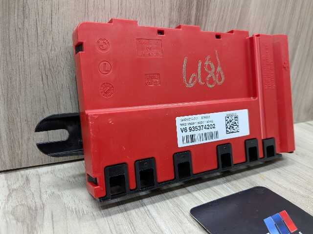 OEM BMW G11 G12 G14 G15 G16 G30 B+ Junction Terminal Power Relay Fuse Box