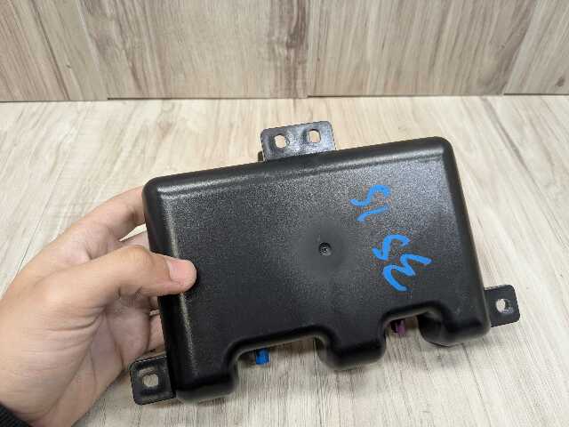 OEM BMW F92 F93 G15 G16 G23 G29 G83 Multiband Radio Antenna Control Module Unit