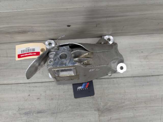 21-25 OEM BMW G80 G82 G83 G87 M3 M4 Right Passenger Engine Mount Support Bracket