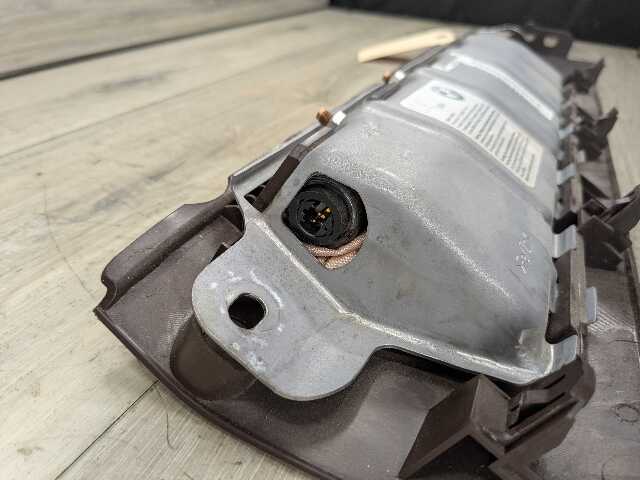 OEM BMW F15 F16 F85 F86 X5 X6 Front Right Passenger Knee Lower Dash Airbag Brown