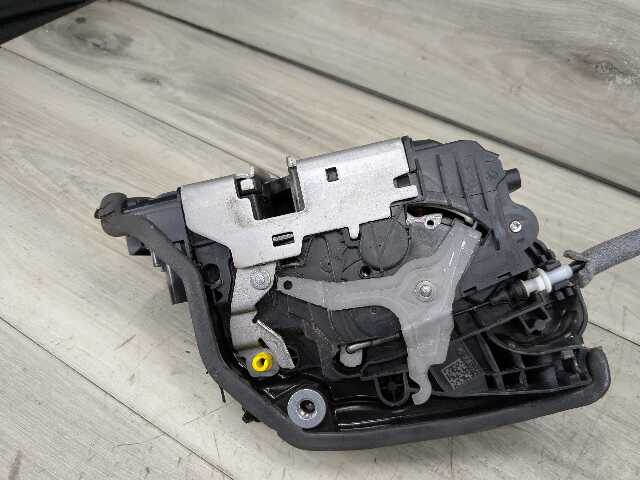 14-18 OEM BMW F15 X5 FRONT RIGHT PASSENGER Door Lock Latch Actuator SOFT CLOSE