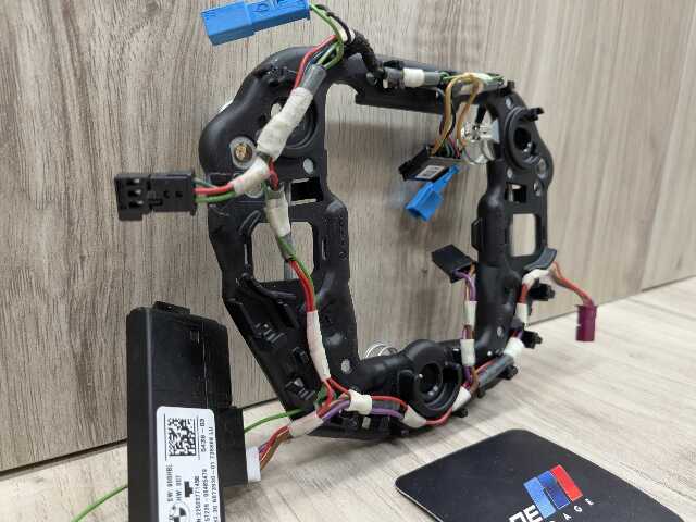 16-19 OEM BMW F90 G11 G12 740 750 Steering Wheel Touch Detection Control Module