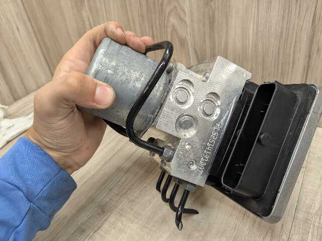 16-20 OEM BMW G11 G12 740 750 G30 530 ABS Brake Pump Anti Lock DSC Control RWD