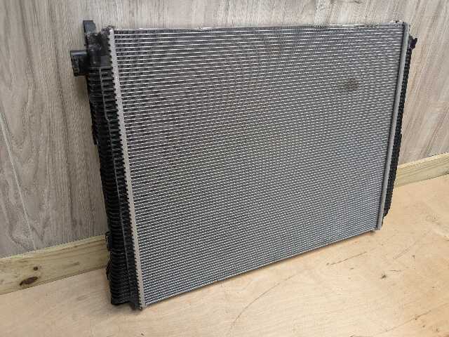 19-24 OEM BMW G20 G22 G23 G26 G29 PRE-LCI Radiator Coolant Assembly B46 B58
