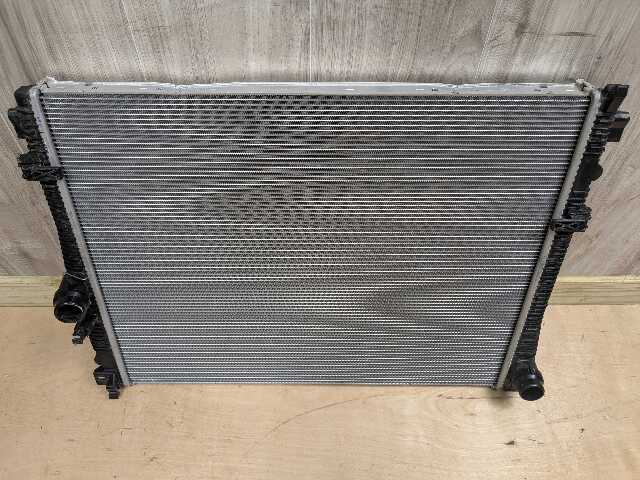 19-24 OEM BMW G20 G22 G23 G26 G29 PRE-LCI Radiator Coolant Assembly B46 B58