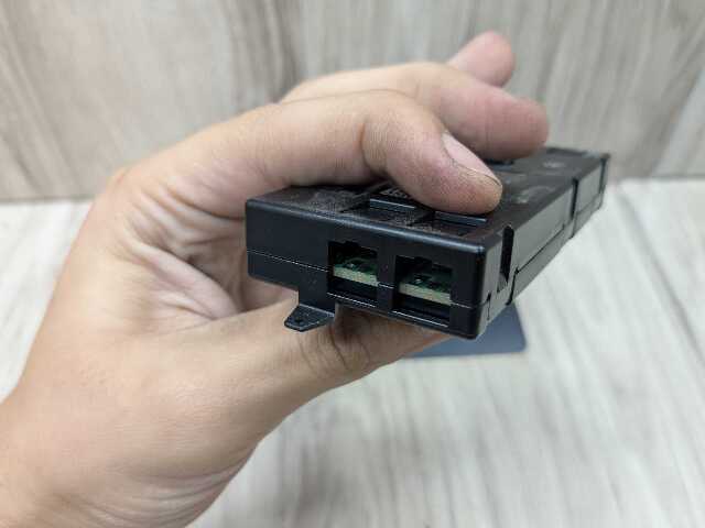 19-25 OEM BMW G29 Z4 AM FM Radio Antenna Amplifier Signal Booster
