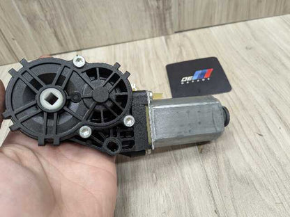 19-25 OEM BMW G29 Z4 30 M40 Convertible Top Drive Motor