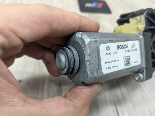 19-25 OEM BMW G29 Z4 30 M40 Convertible Top Drive Motor