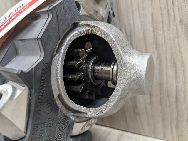 OEM BMW G01 G20 G22 G23 G26 G30 G29 330 430 Engine B46 Starter Motor DENSO