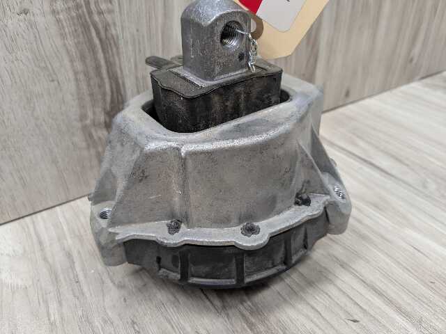 20-24 OEM BMW G20 G22 G26 G42 Right Passenger Engine B46 Mount Support Bracket