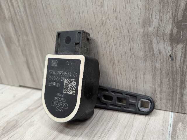 OEM BMW F30 F44 F80 G01 G20 G30 Front Rear Left Right Suspension Level Sensor