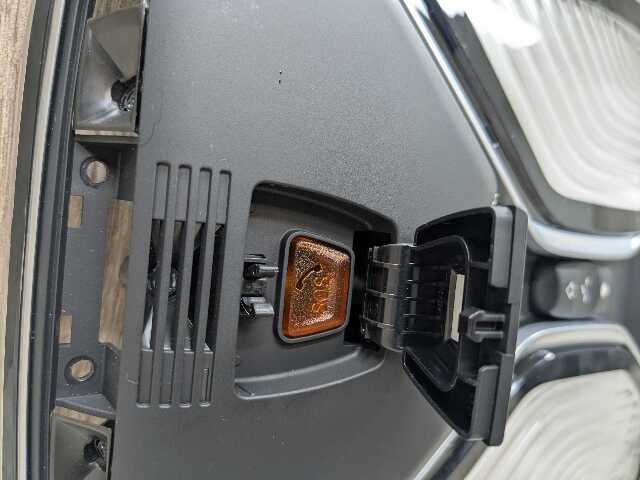 16-19 OEM BMW G12 740 750 M760 B7 Headliner Dome Light Sunroof Control Module