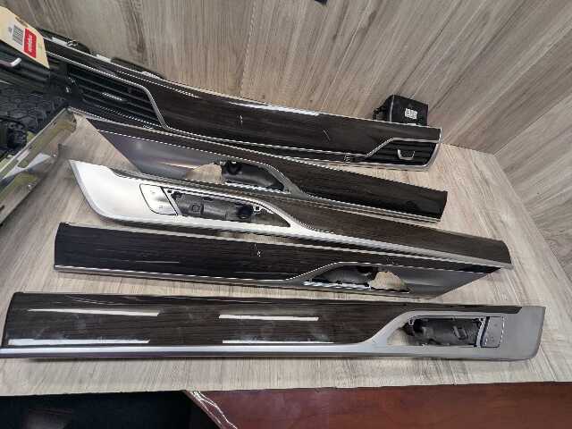 16-19 OEM BMW G12 750 Center Dash Doors Air Vent Wood Interior Light Trim SET