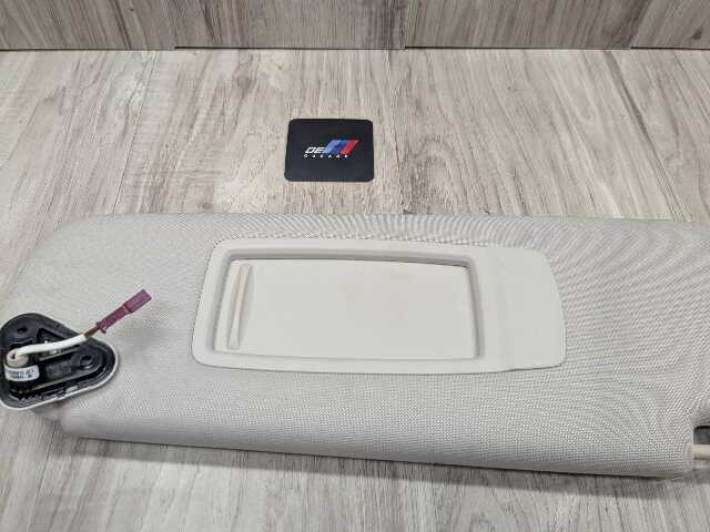 16-22 OEM BMW G11 G12 740 750 M760 B7 Right Passenger Interior Sun Visor Beige