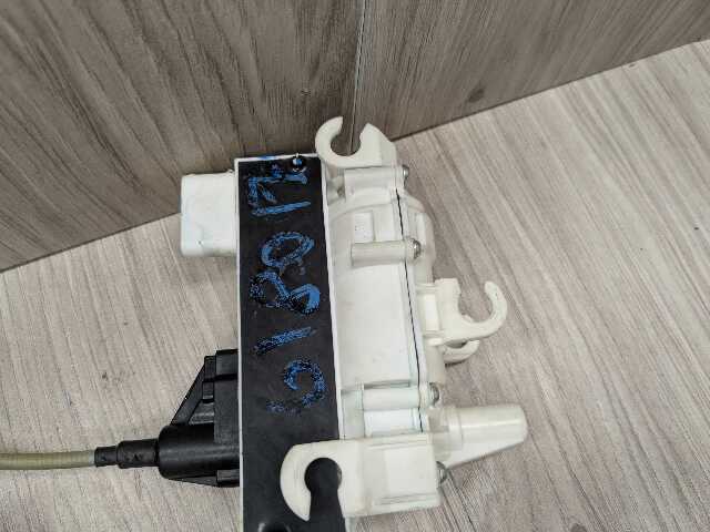 16-22 OEM BMW G11 G12 FRONT LEFT DRIVER Side Door Lock Latch Actuator SOFT CLOSE