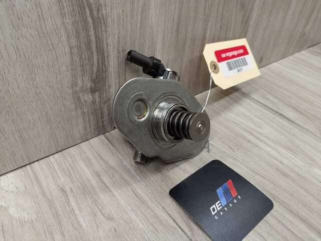 16-20 OEM BMW G11 G12 750 G30 M550 Engine N63R HPFP High Pressure Fuel Pump 5-8